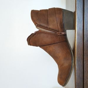 Brown leather ankle boots, women's size 8